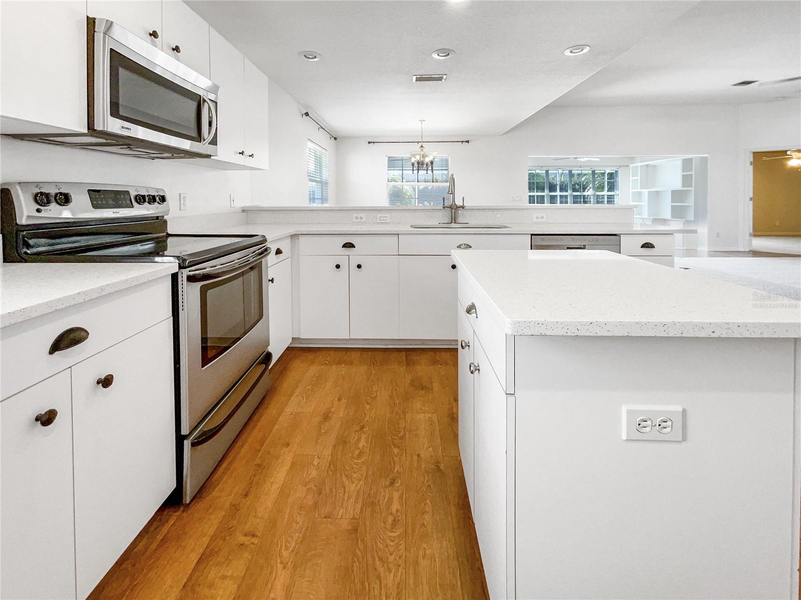 CHESTNUT CREEK ESTATES - Residential