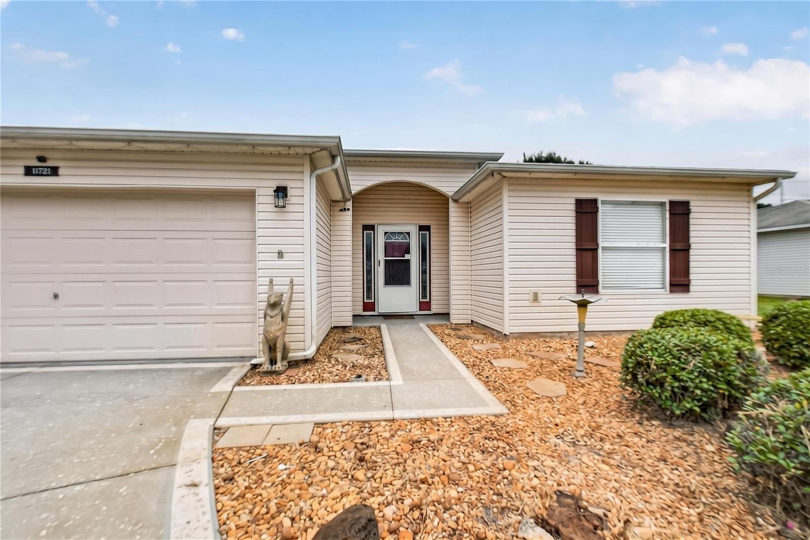 1145 EAGLES LANDING