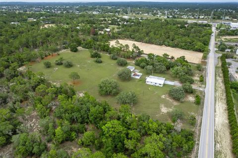 A home in BROOKSVILLE