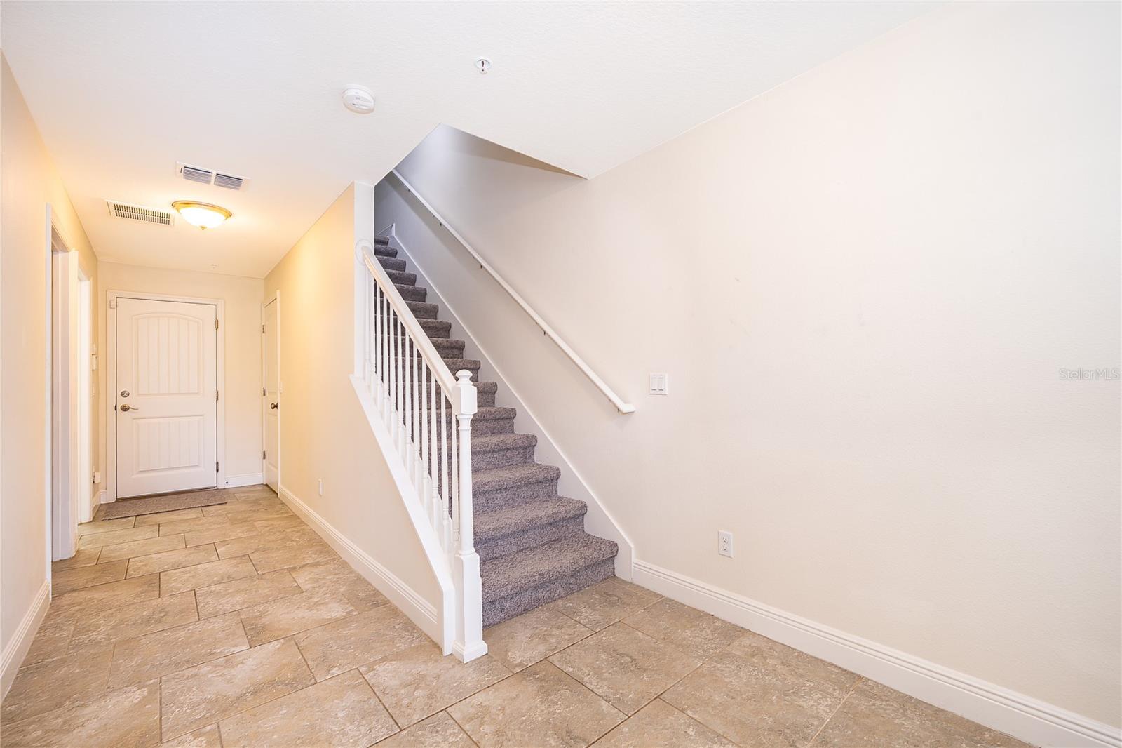 10061 TOWN LAKE DRIVE