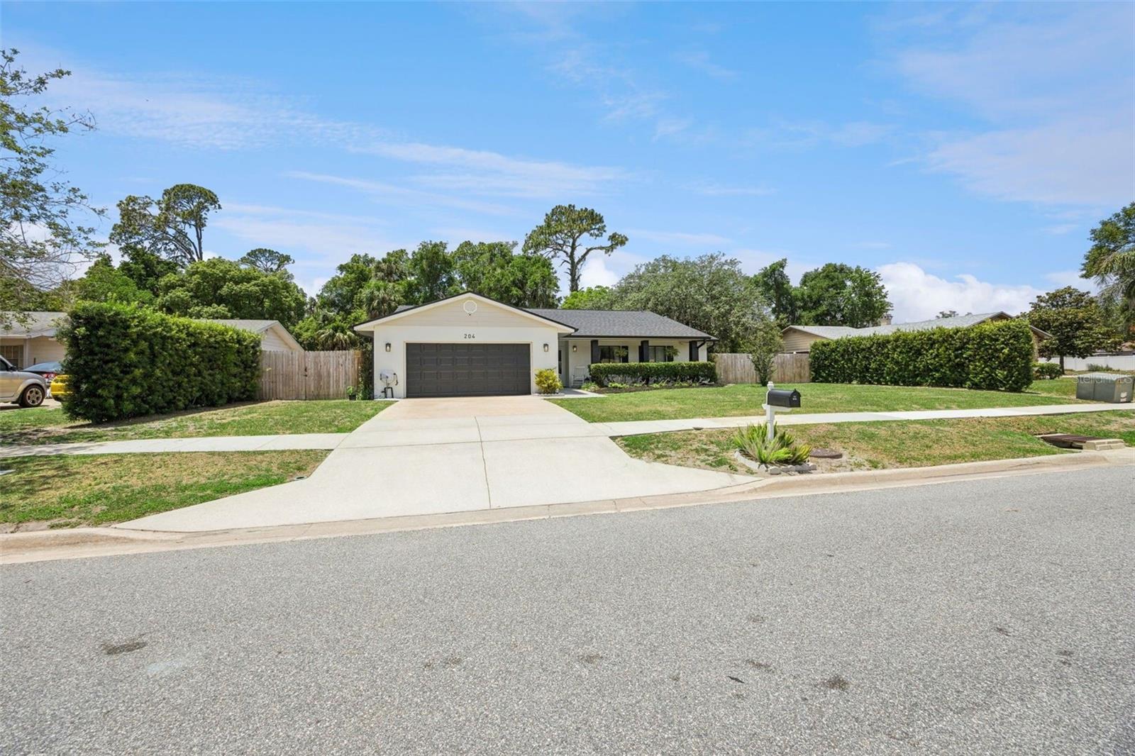 IDYLLWILDE OF LOCH ARBOR SECTION-6 - Residential