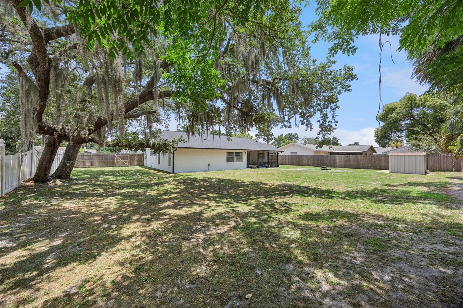 IDYLLWILDE OF LOCH ARBOR SECTION-6 - Residential