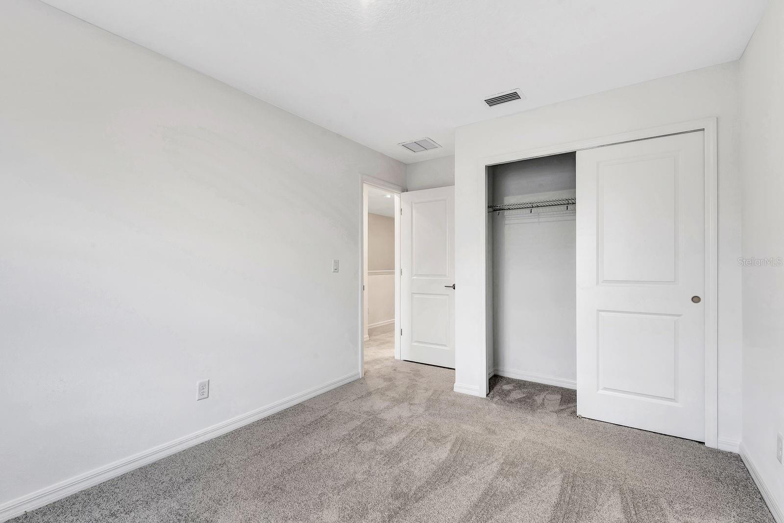 TOWNHOMES AT AZARIO - Residential Lease