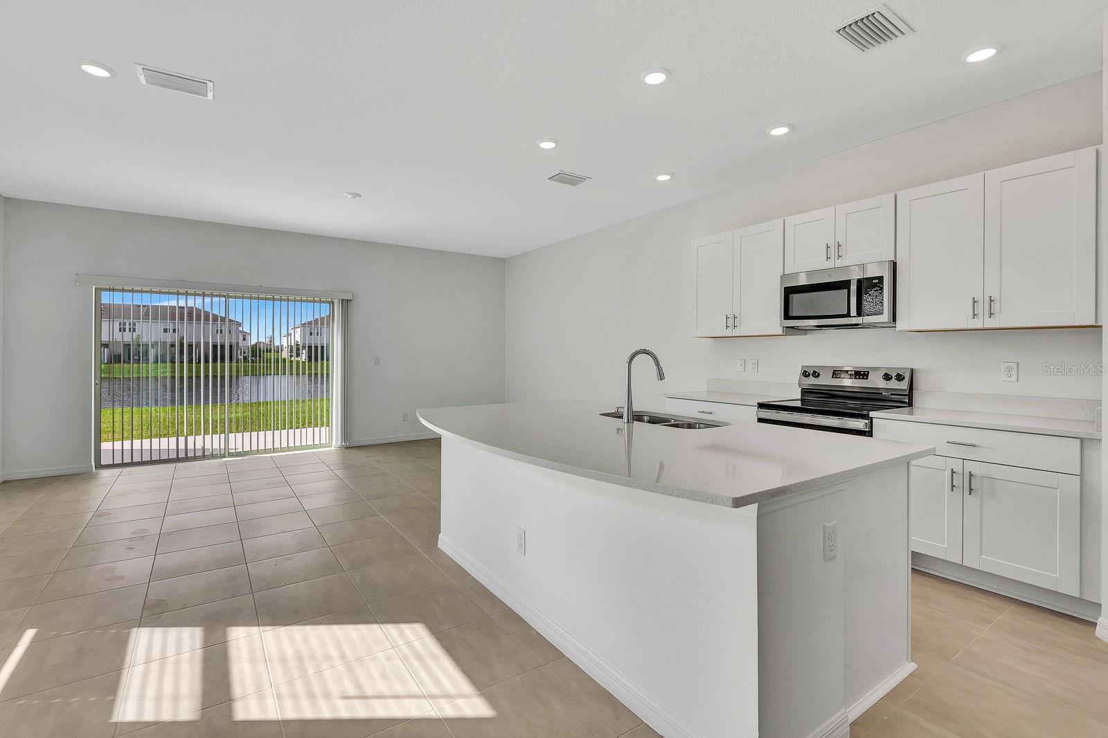 TOWNHOMES AT AZARIO - Residential Lease
