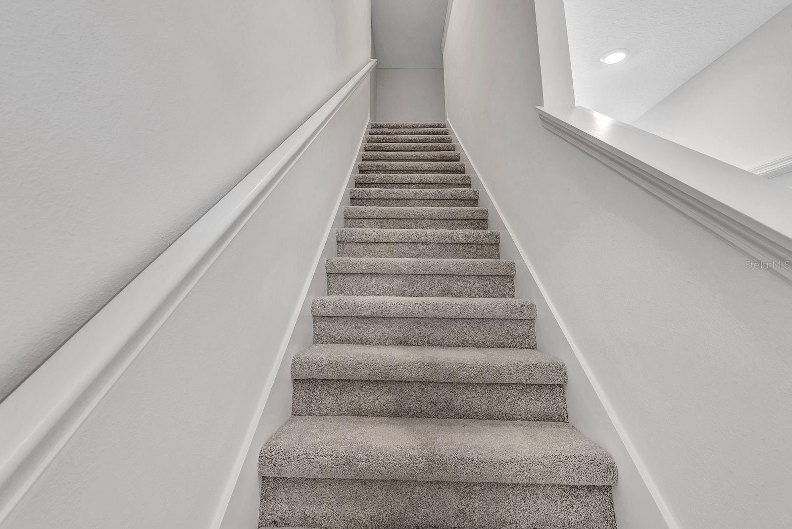 TOWNHOMES AT AZARIO - Residential Lease