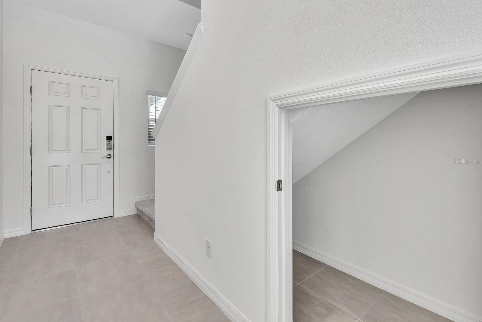 TOWNHOMES AT AZARIO - Residential Lease