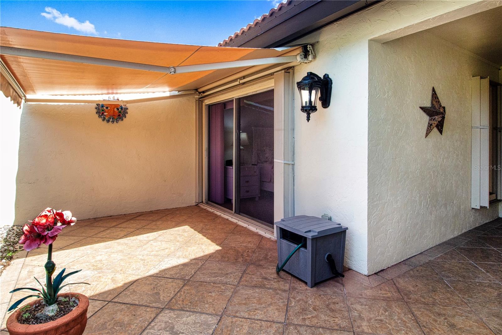 3615 PUERTA COURT 8516