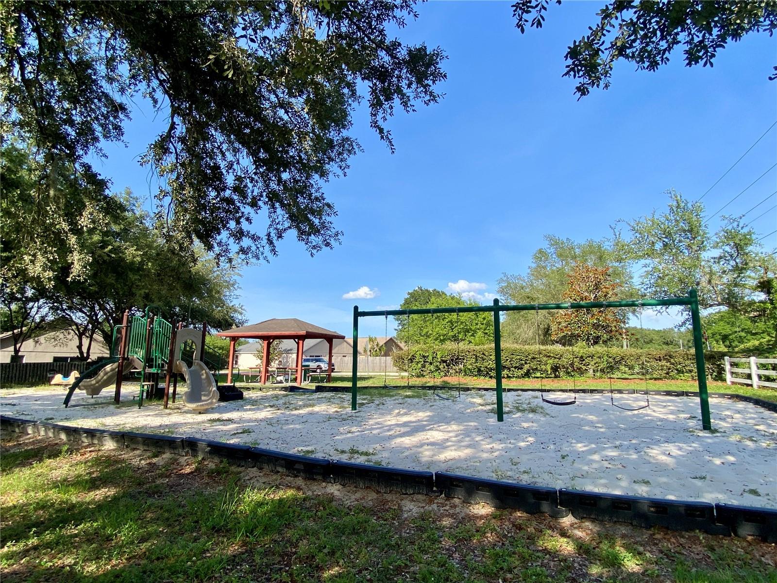 GROVELAND LEXINGTON VILLAGE PH I - Residential