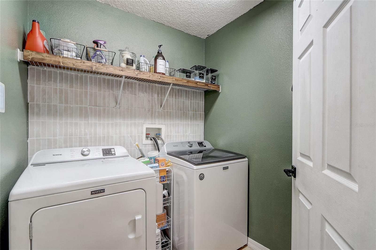 GROVELAND LEXINGTON VILLAGE PH I - Residential