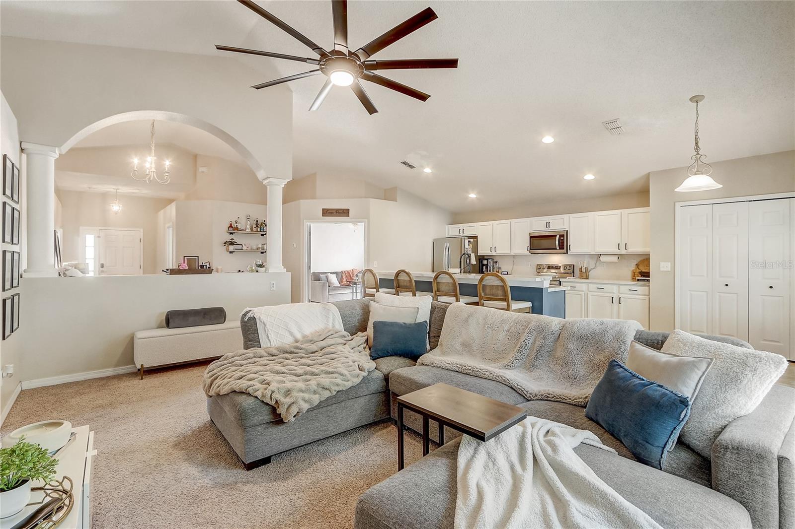 GROVELAND LEXINGTON VILLAGE PH I - Residential