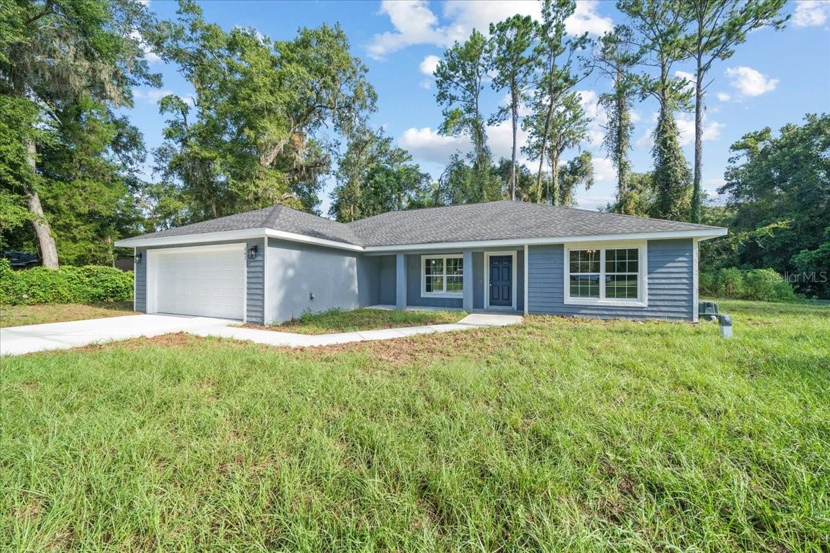 547 W GRAPEWOOD LANE