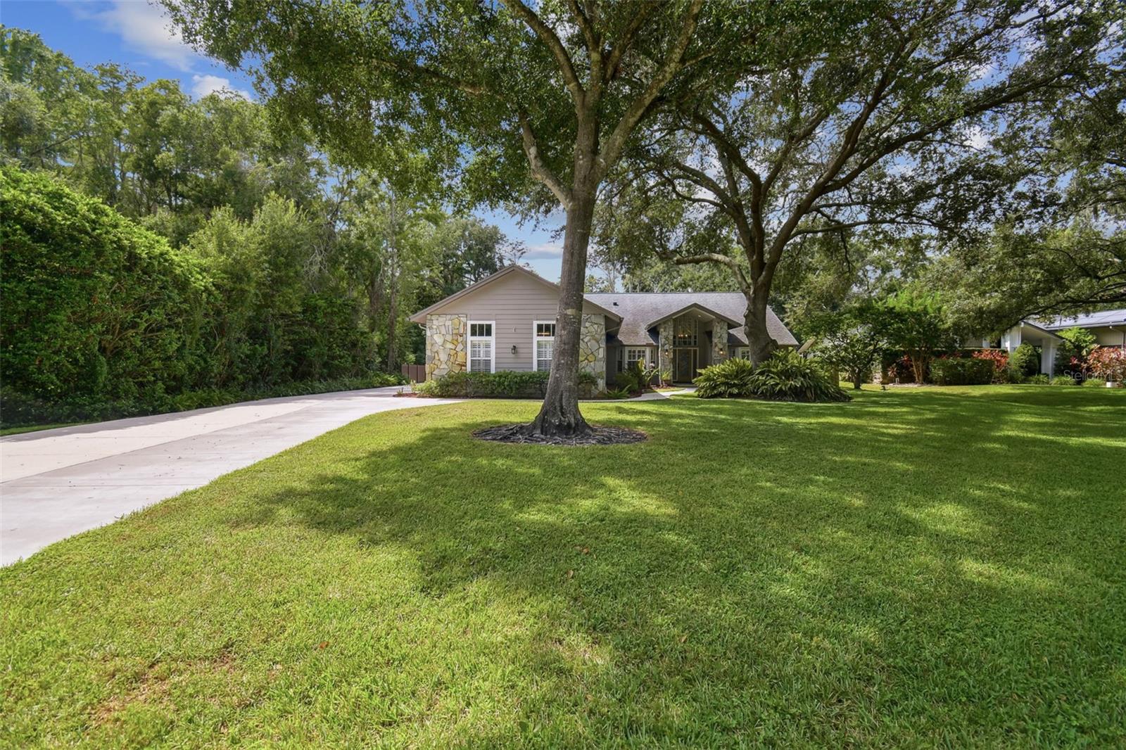 HAMMOCK WOODS - Residential