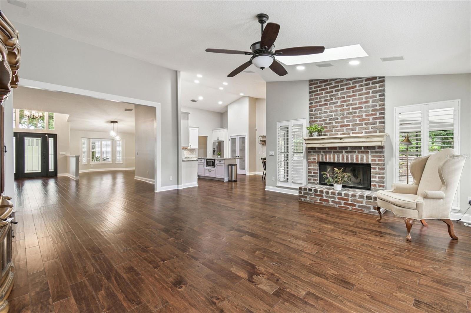 HAMMOCK WOODS - Residential