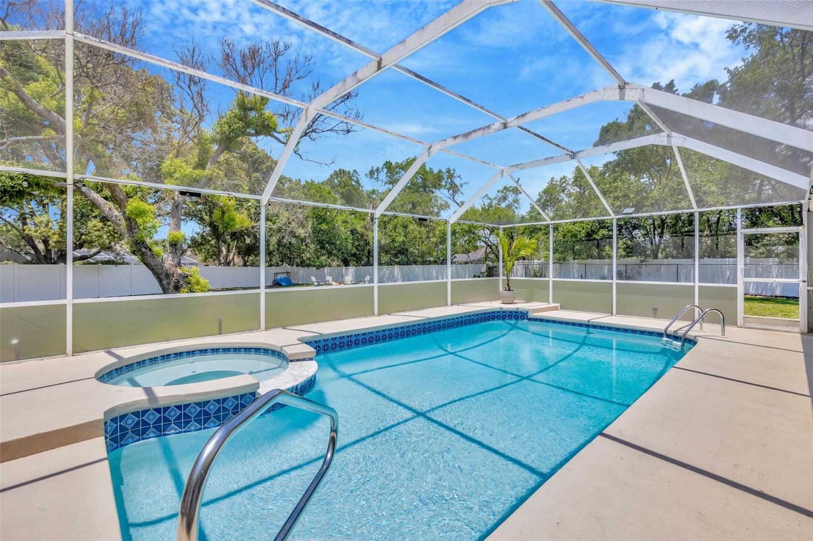 11291 COUNTRYWOOD COURT
