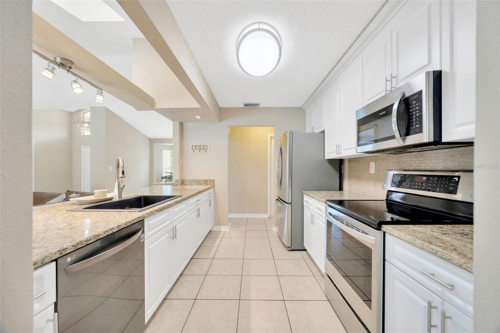 11291 COUNTRYWOOD COURT