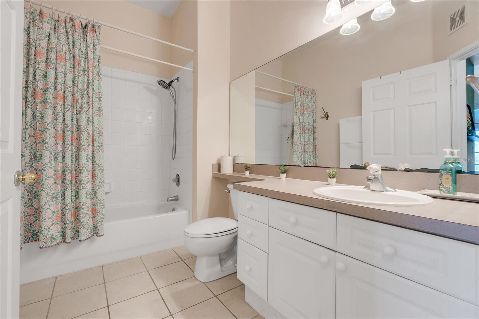 GEORGETOWN AT CELEBRATION CONDO - Residential