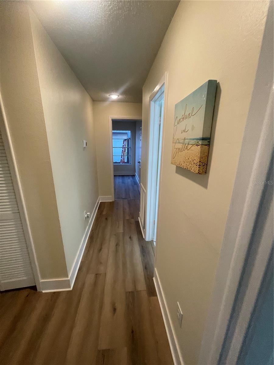 BAYPORT WEST PH I - Residential Lease