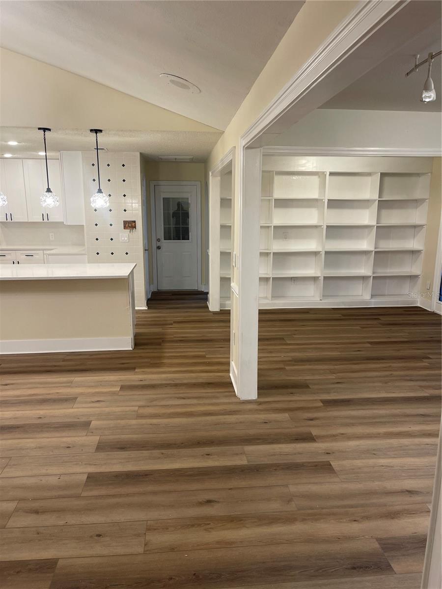 BAYPORT WEST PH I - Residential Lease