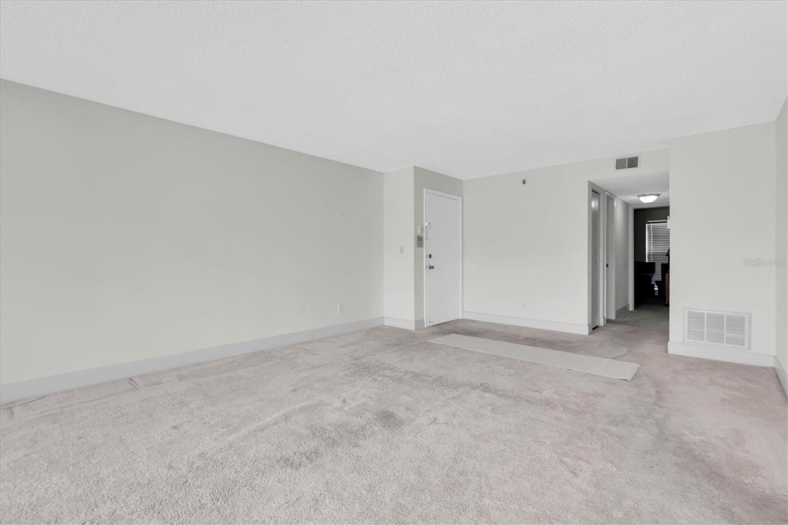 PENTHOUSE GREENS - Residential