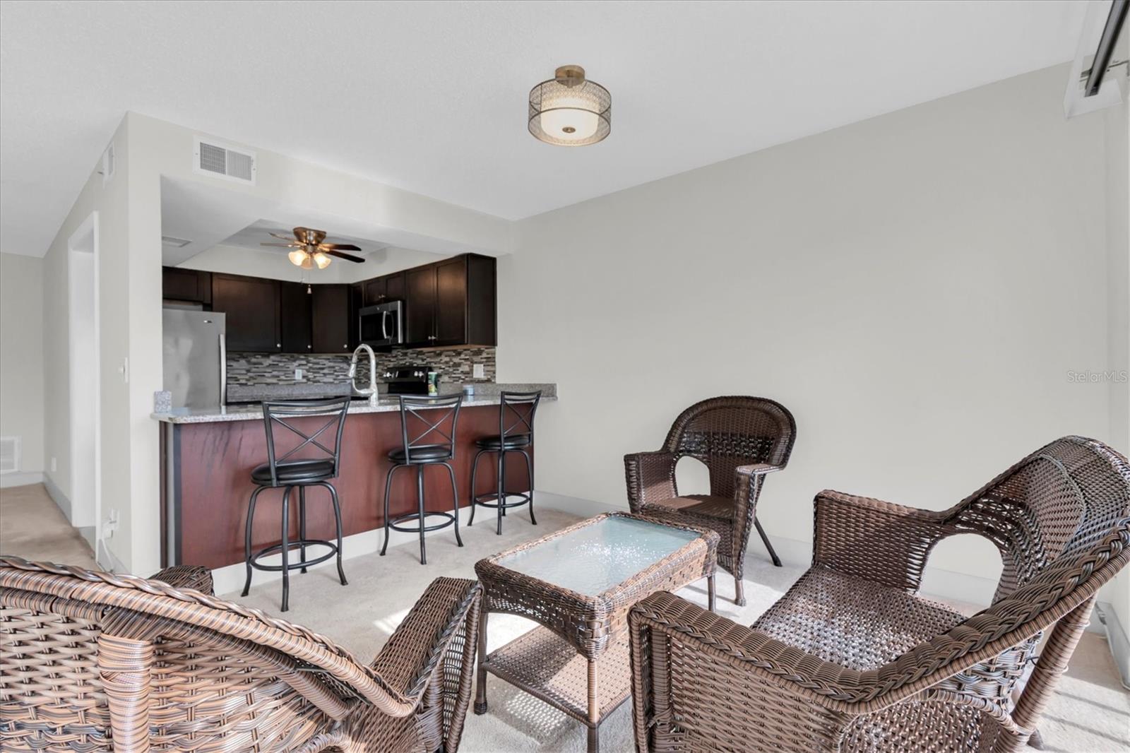 PENTHOUSE GREENS - Residential