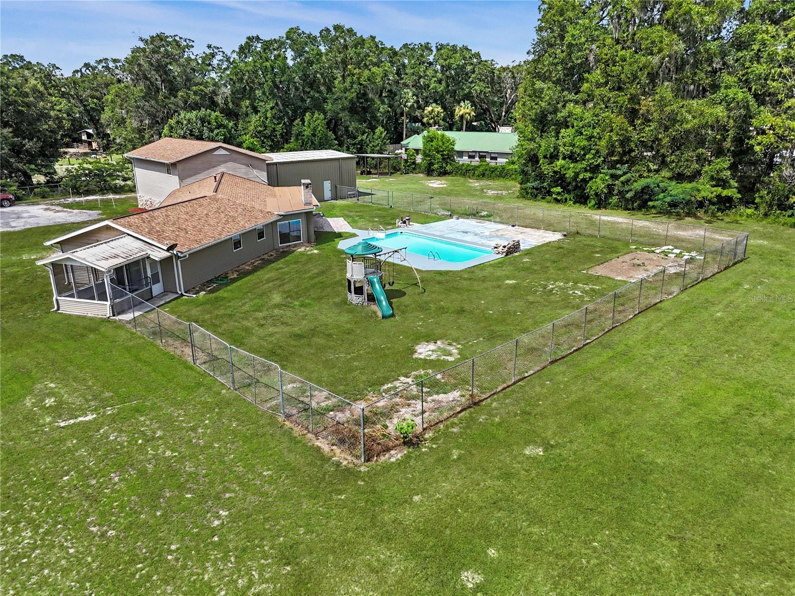 2809 NE 49TH STREET