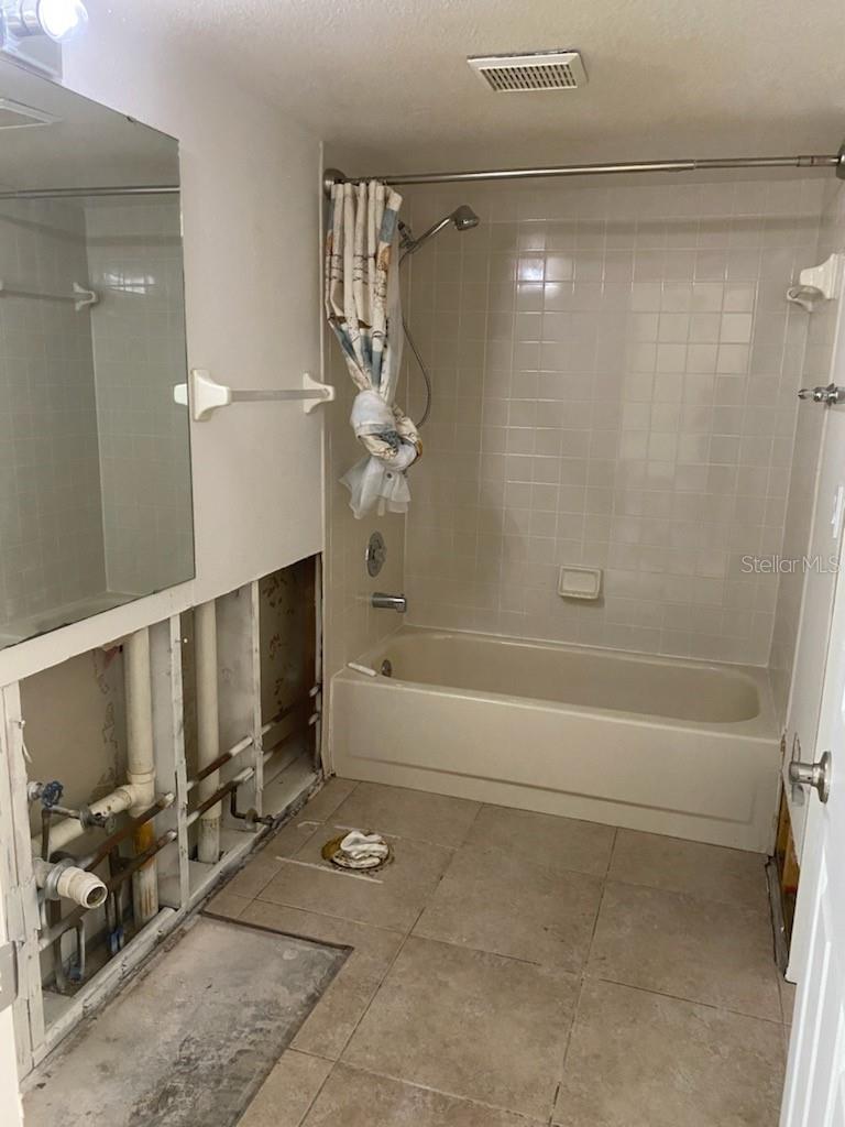 Bouchelle Island Condo - Residential