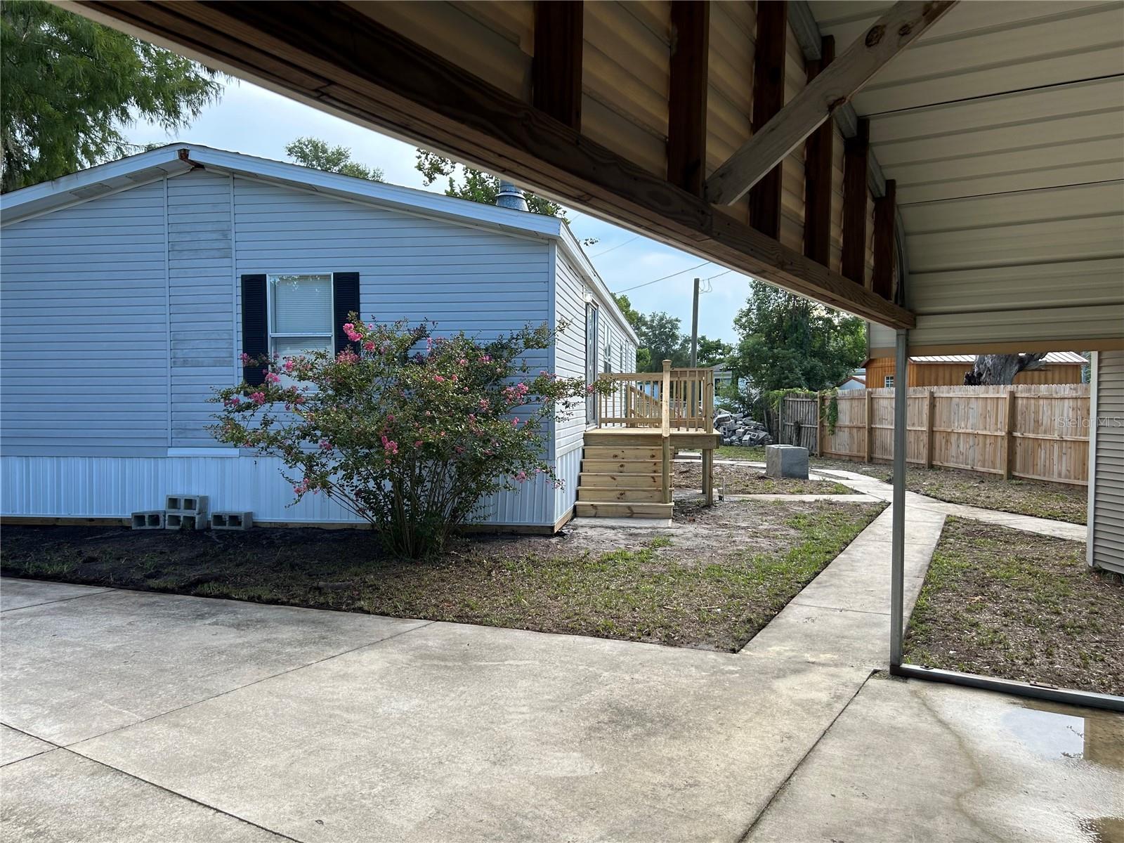 359 CENTER DRIVE
