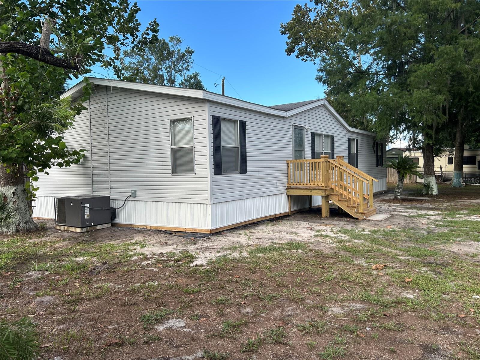 359 CENTER DRIVE