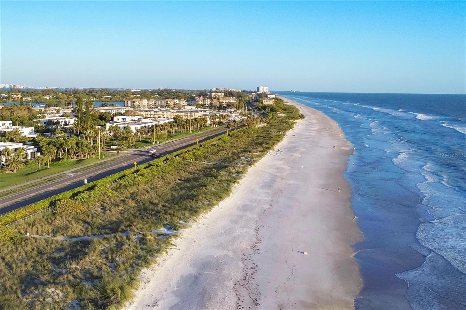 BAYPORT BCH & TEN PH E - Residential