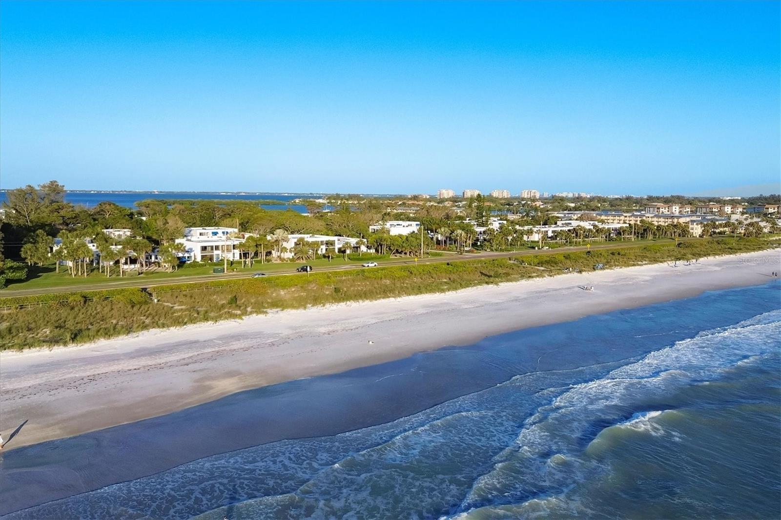 BAYPORT BCH & TEN PH E - Residential