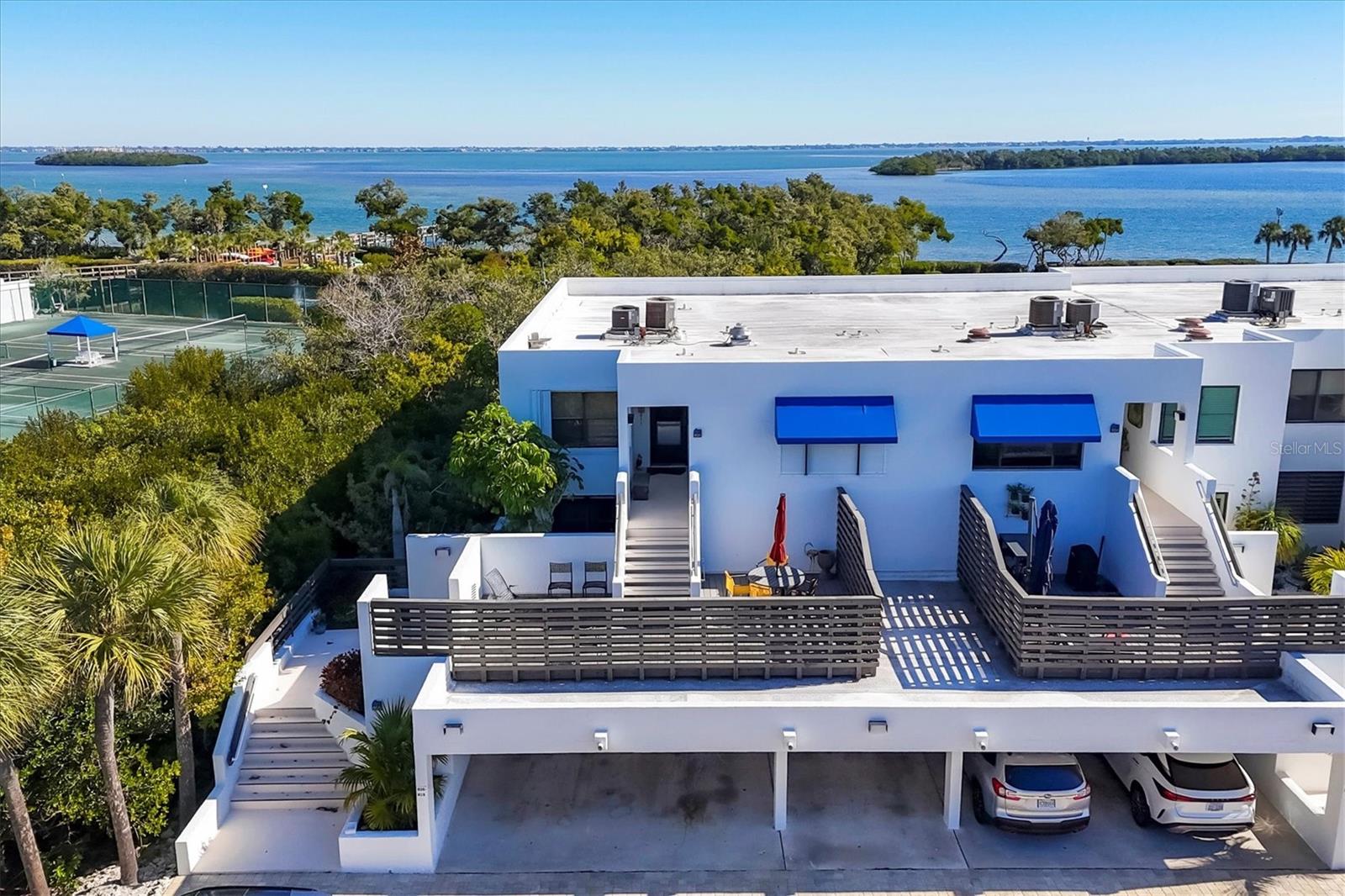 BAYPORT BCH & TEN PH E - Residential