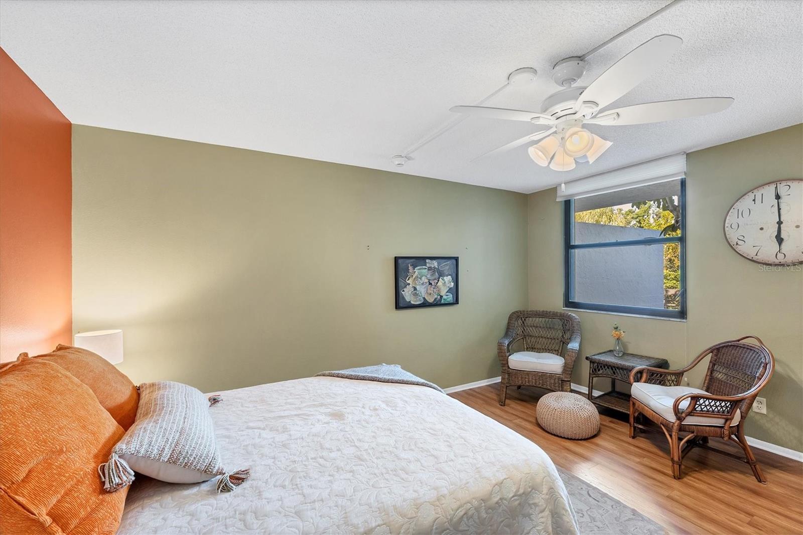 BAYPORT BCH & TEN PH E - Residential