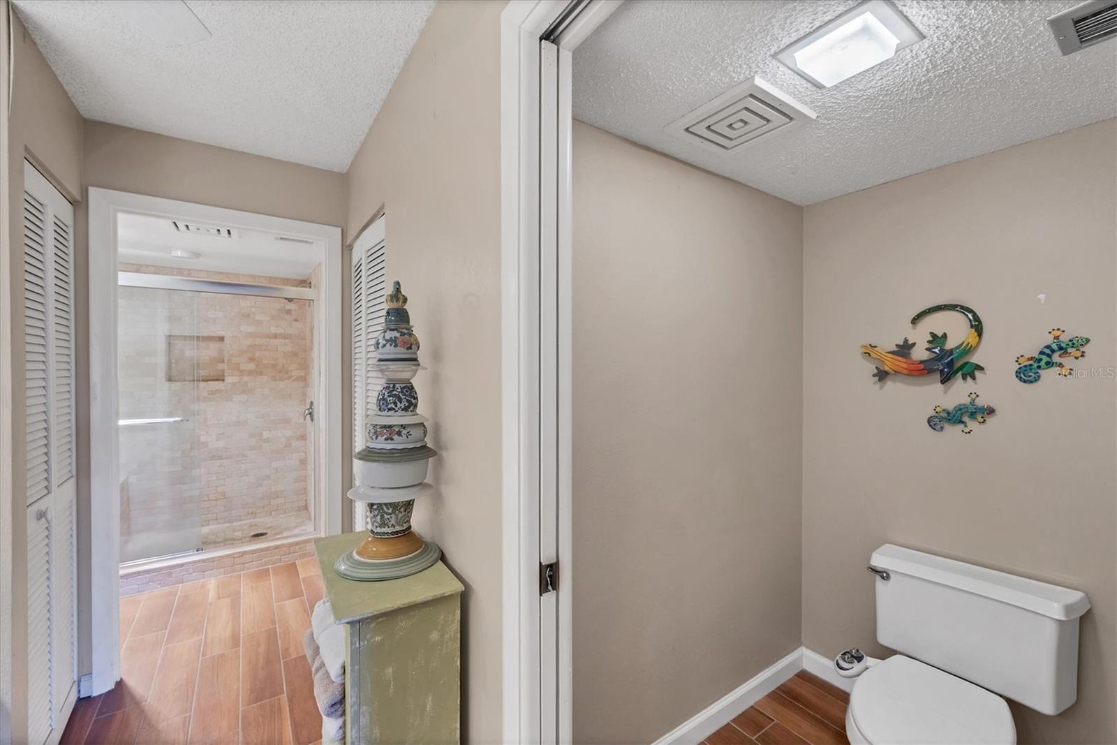 BAYPORT BCH & TEN PH E - Residential