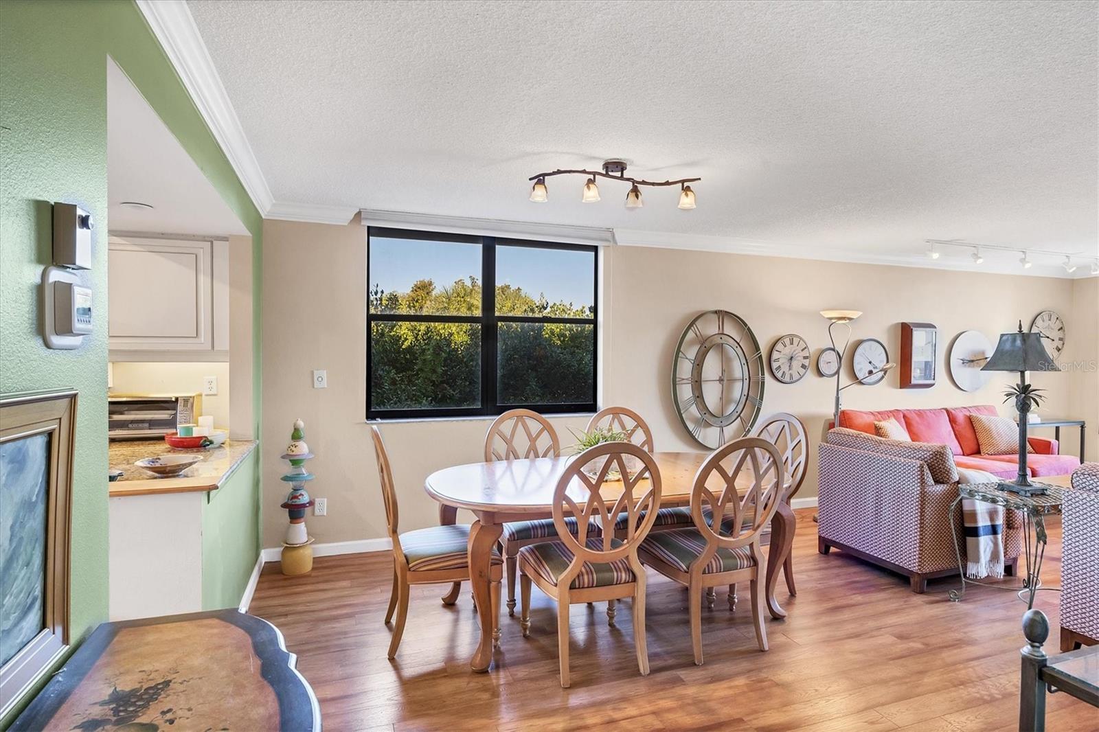 BAYPORT BCH & TEN PH E - Residential