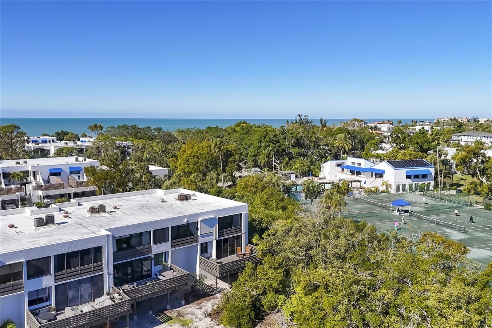 BAYPORT BCH & TEN PH E - Residential