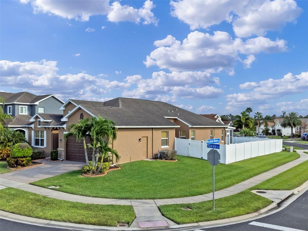 Photo of 4414 Azure Isle Way, Kissimmee, FL 34744 (MLS # O6344867)