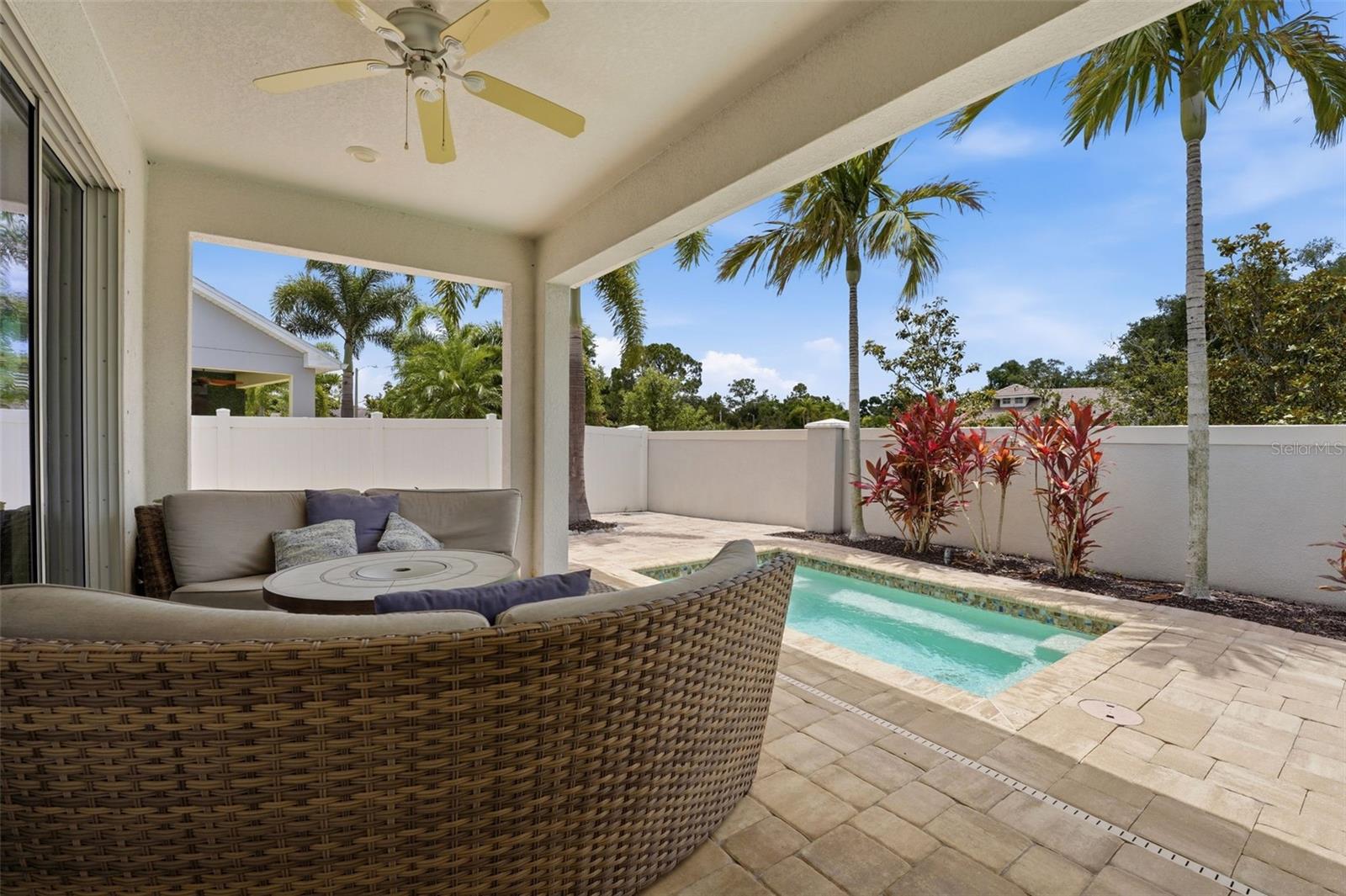 MOSS CREEK - Residential