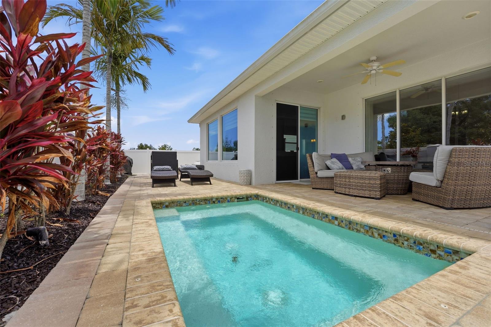 MOSS CREEK - Residential