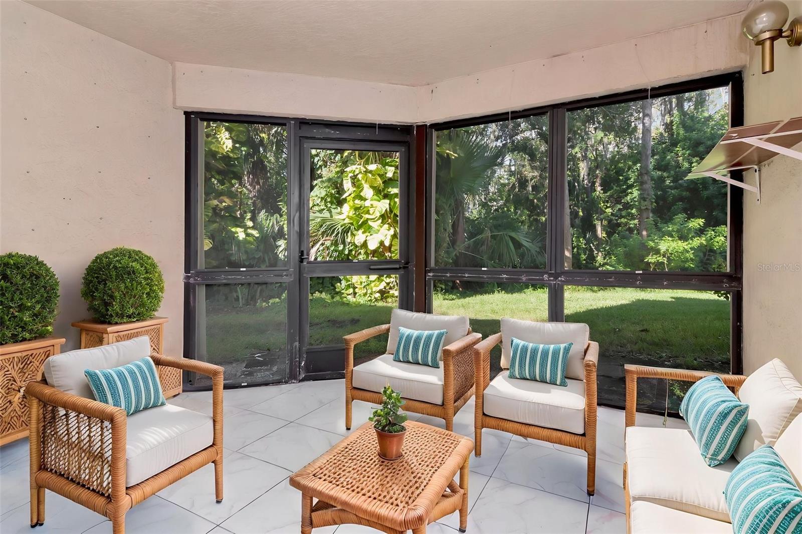 EAST LAKE WOODLANDS WOODLAKE RUN - Residential