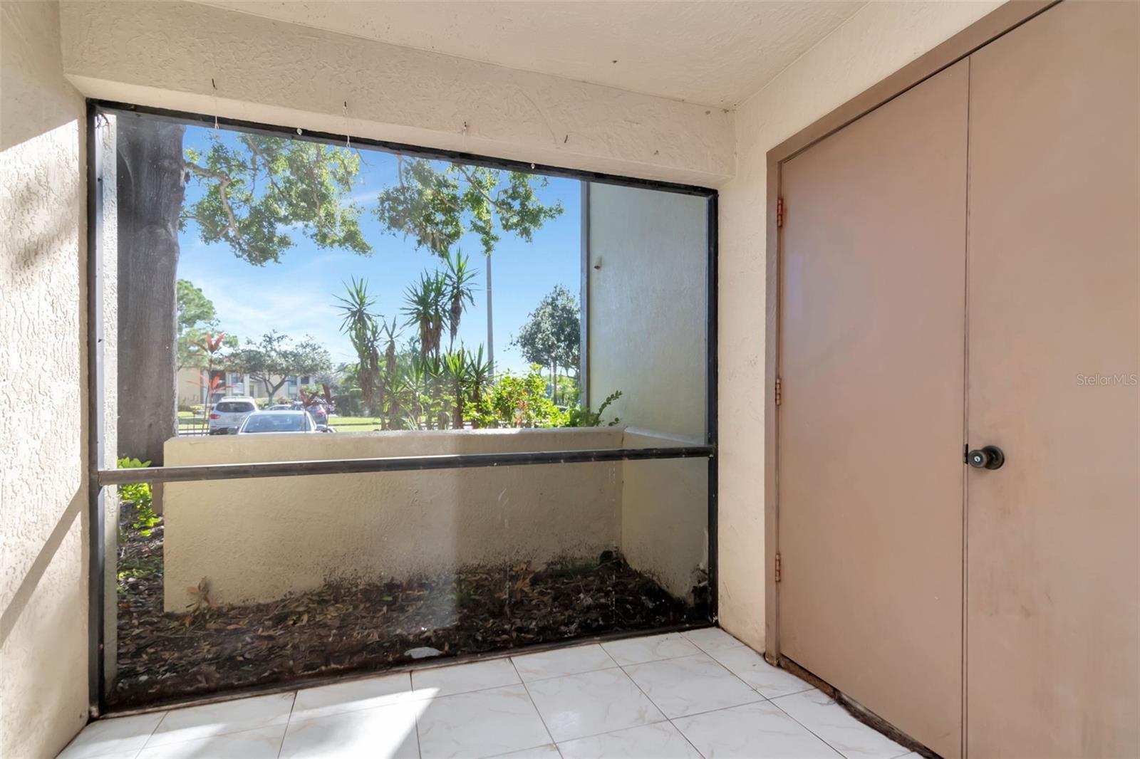 EAST LAKE WOODLANDS WOODLAKE RUN - Residential