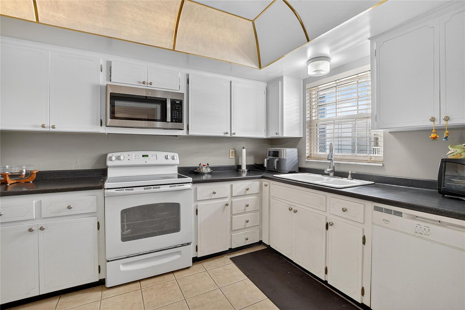 PORT BELLEAIR CONDO - Residential