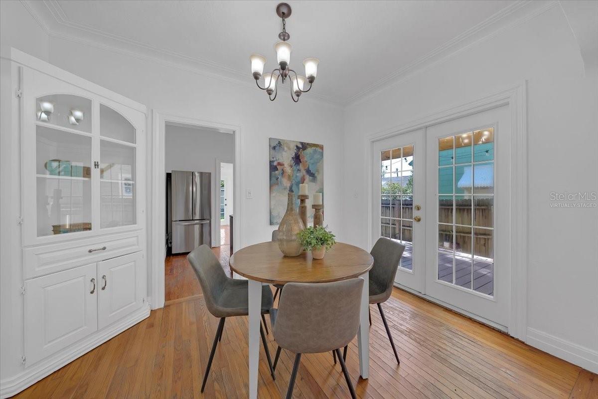 LEWIS & BURKHARD - Residential