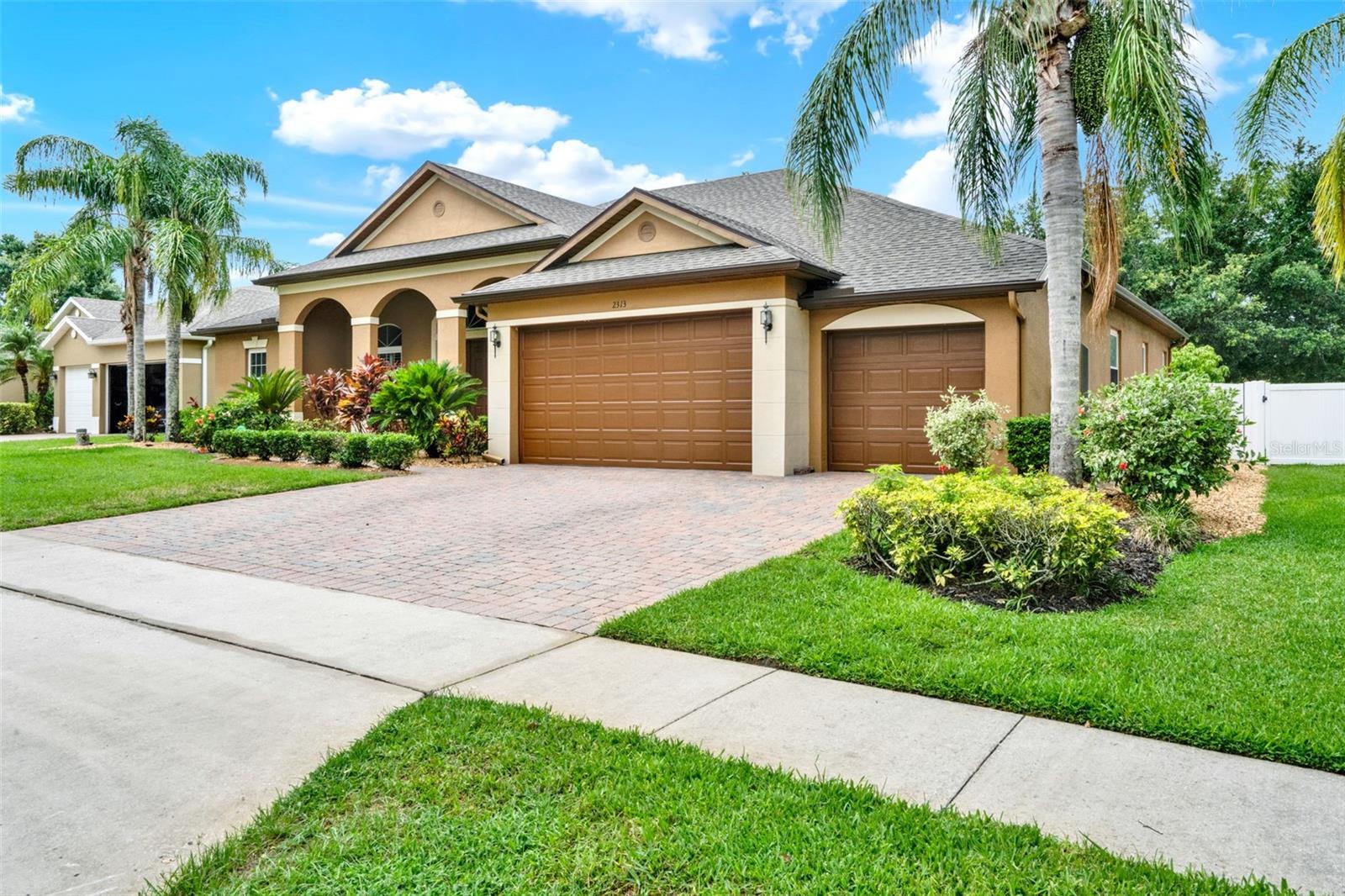 2313 PESARO CIRCLE