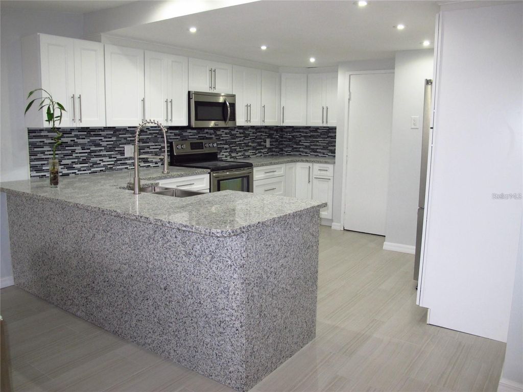 Photo of 1511 S Bay Villa Place #1/2, Tampa, FL 33629 (MLS # TB8494165)