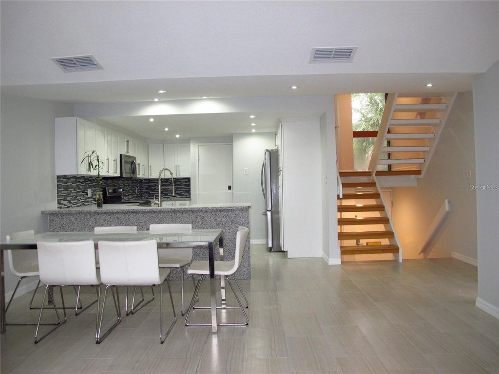 Photo of 1511 S Bay Villa Place #1/2, Tampa, FL 33629 (MLS # TB8494165)