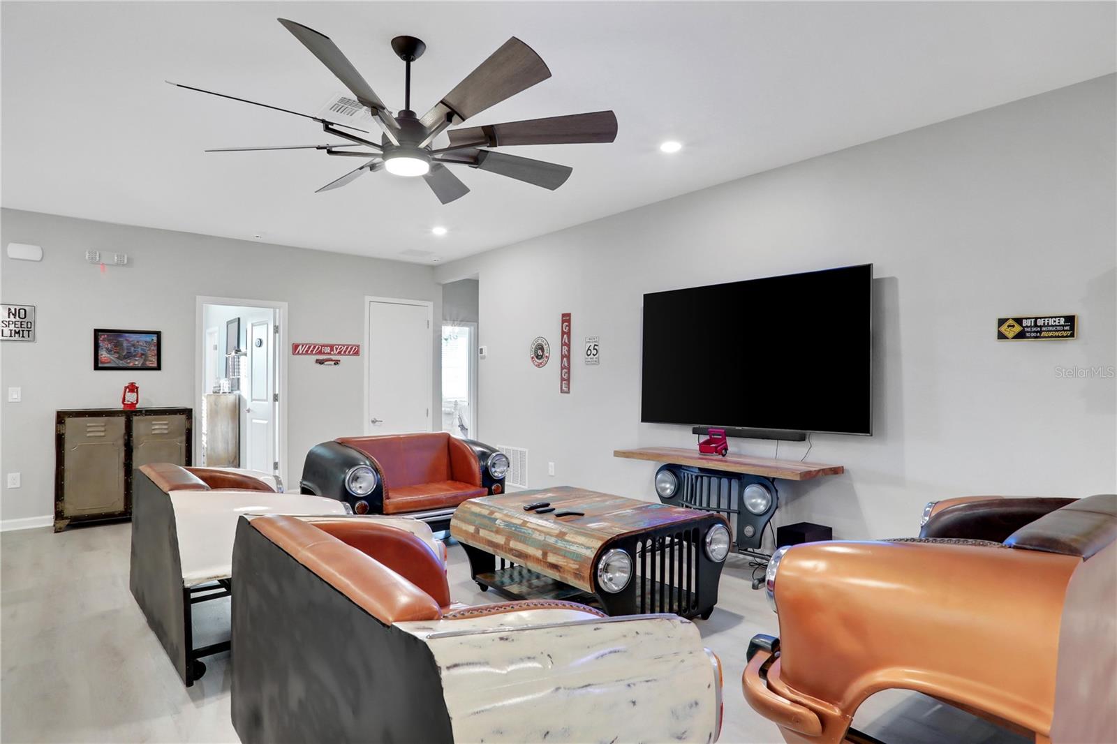 VERANDA PALMS PH 2B2-2C - Residential