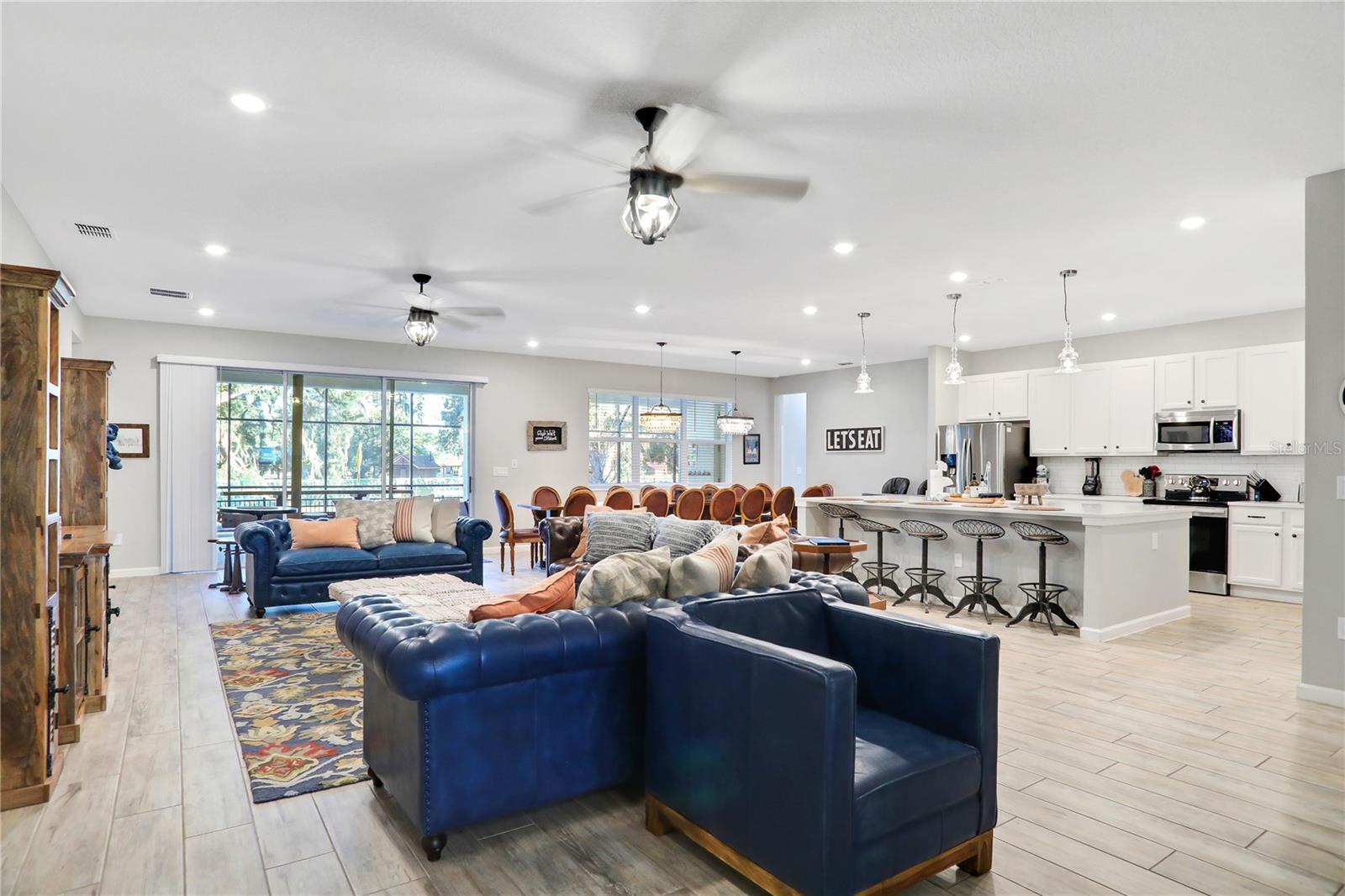 VERANDA PALMS PH 2B2-2C - Residential