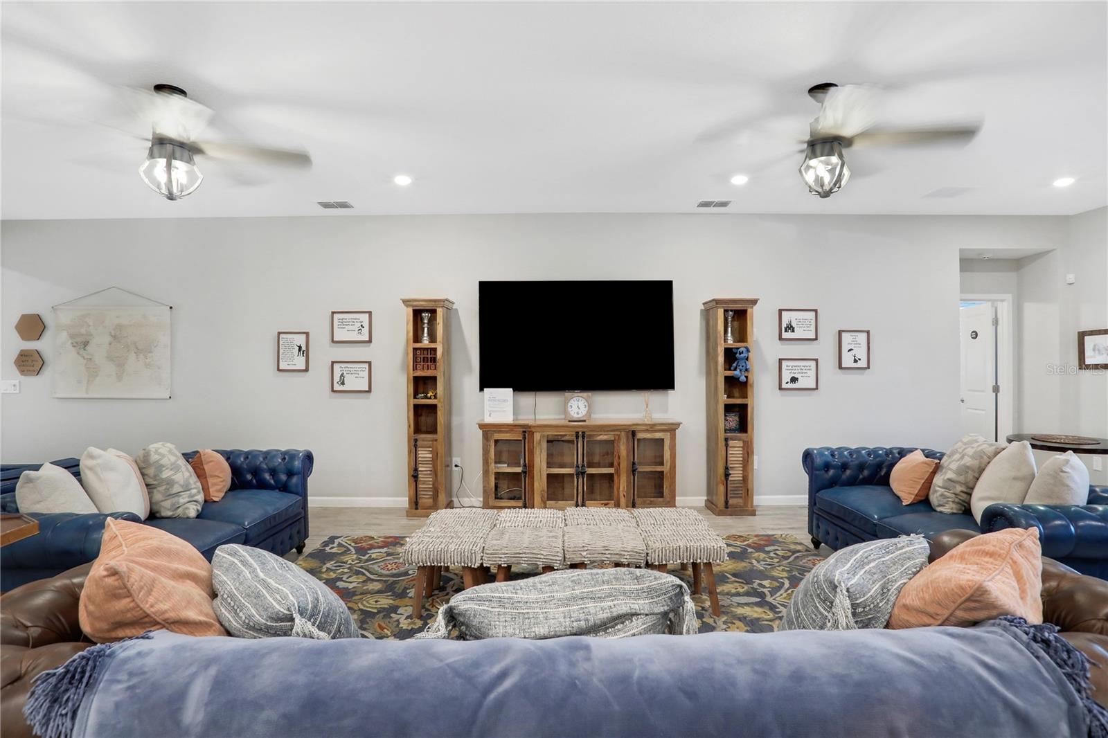VERANDA PALMS PH 2B2-2C - Residential