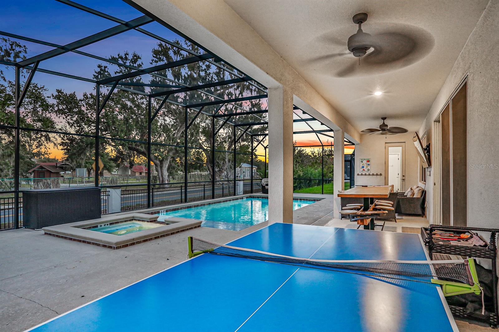 VERANDA PALMS PH 2B2-2C - Residential