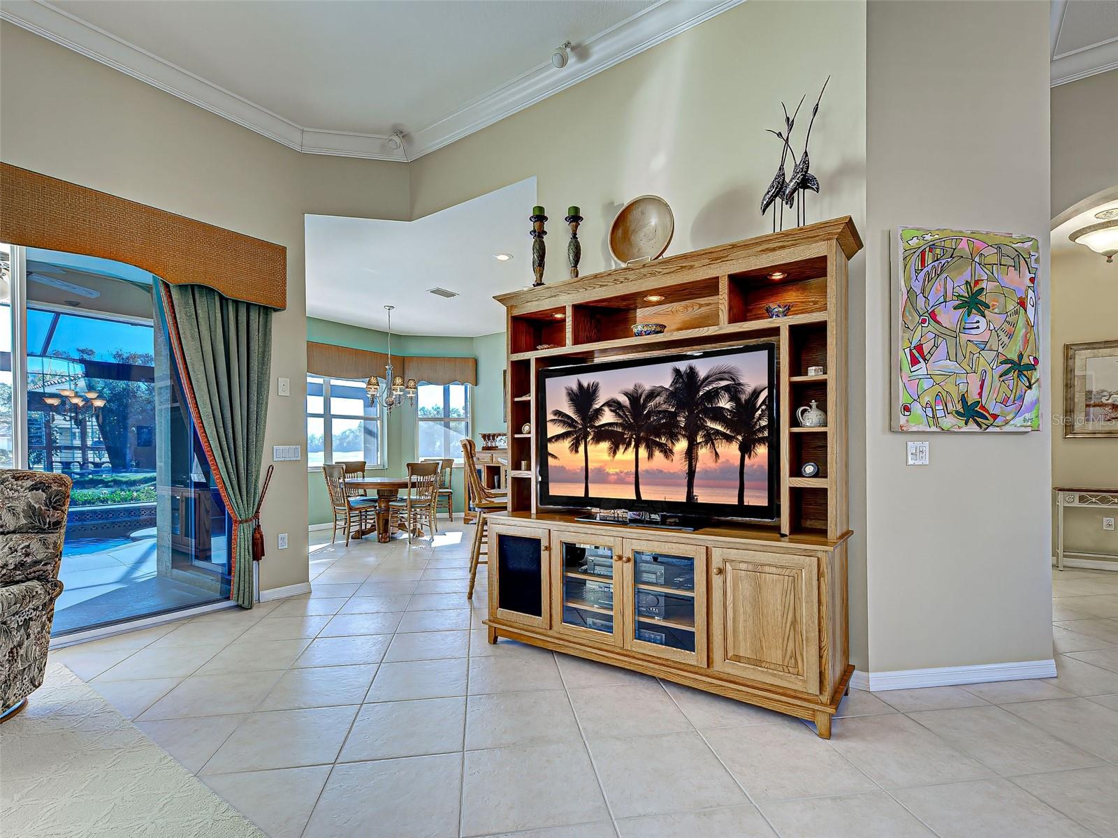 SAWGRASS - Residential